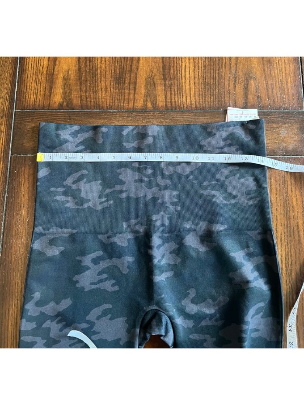 Spanx Look at Me Now Seamless Cropped High Rise Leggings Black/Gray Camo 2X NEW - Picture 6 of 8